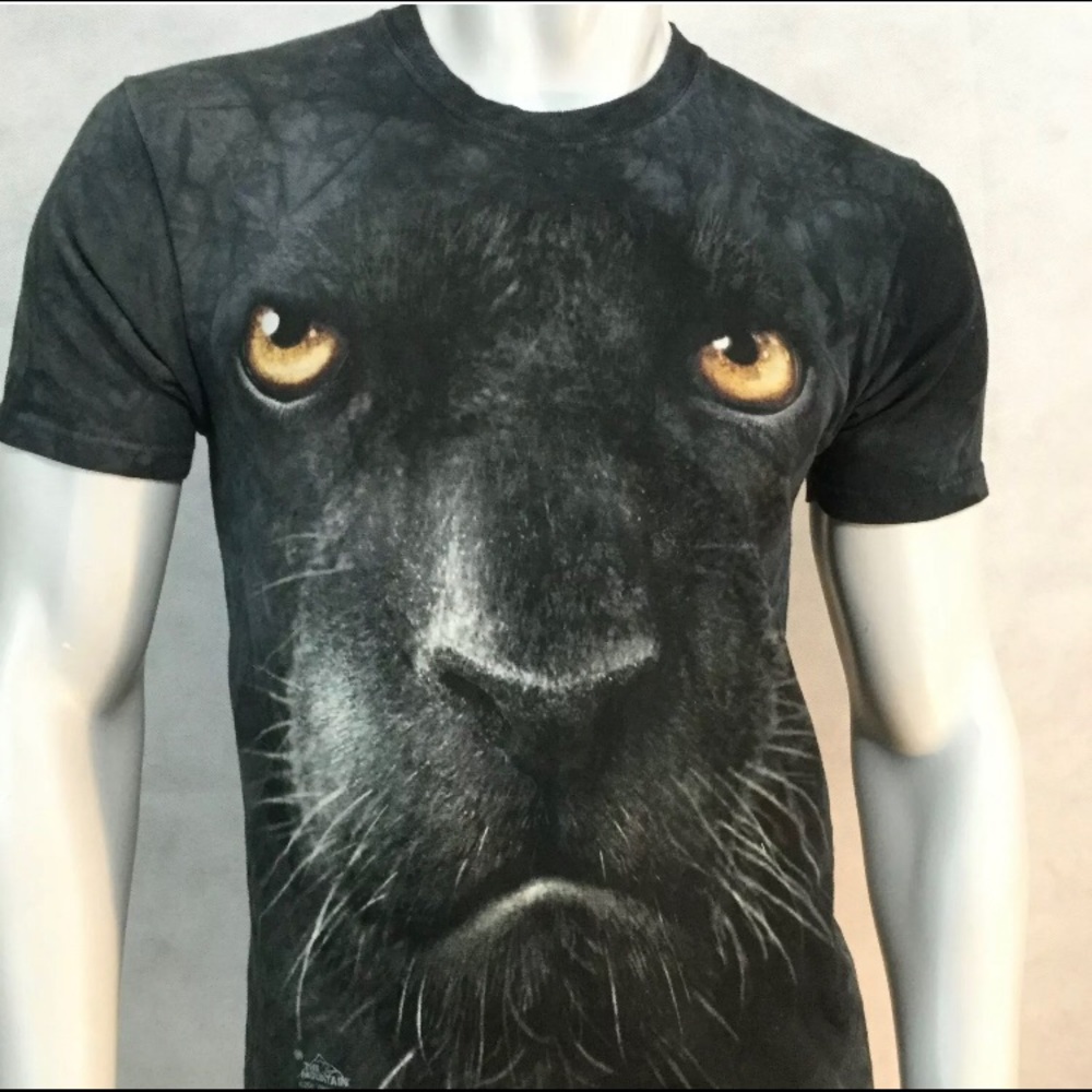 The Mountain 2011 Vincent Hie Black Lab T Shirt